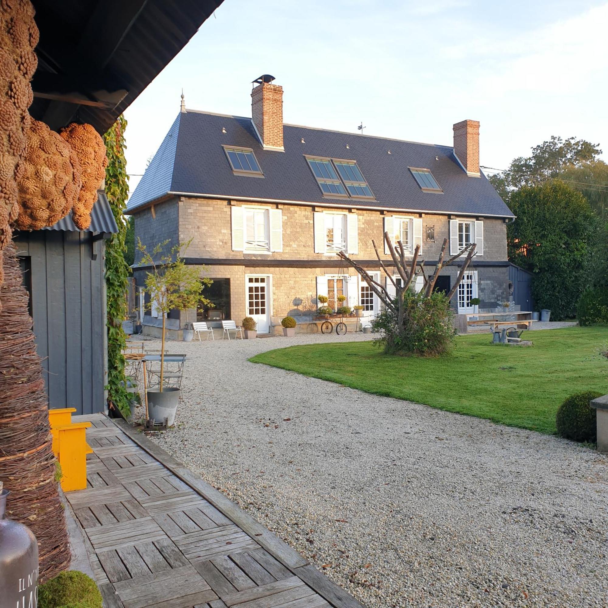 Par Hasard ou pas Saint-Martin-aux-Chartrains Exterior foto